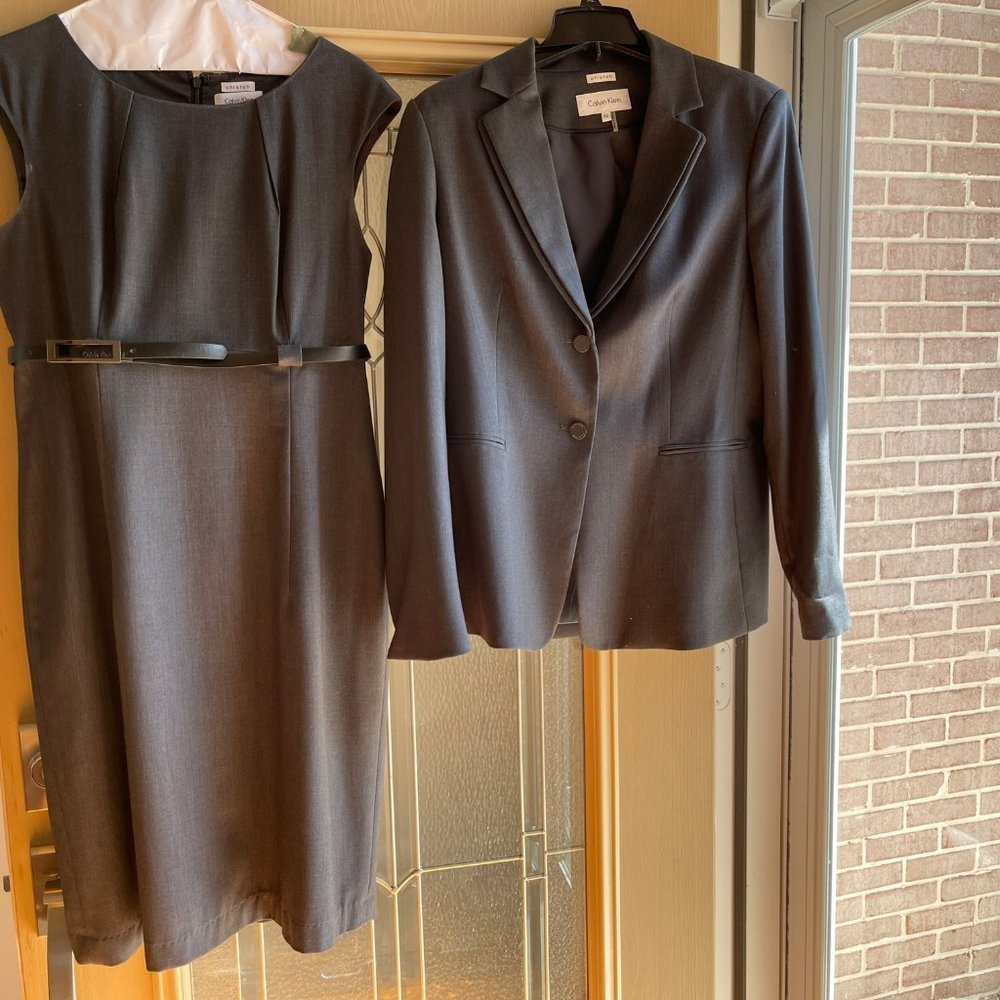 Suit - Calvin Klein Stretch Collection